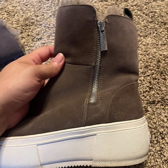 J/Slides taupe tan fur lined Selena sneaker boots - Picture 2 of 7